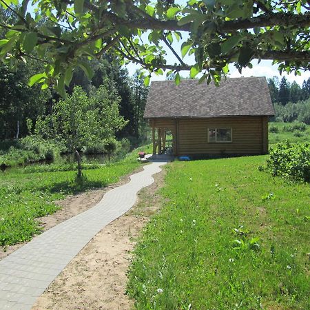 Отель Kucuru Dzirnavas Lautere Экстерьер фото