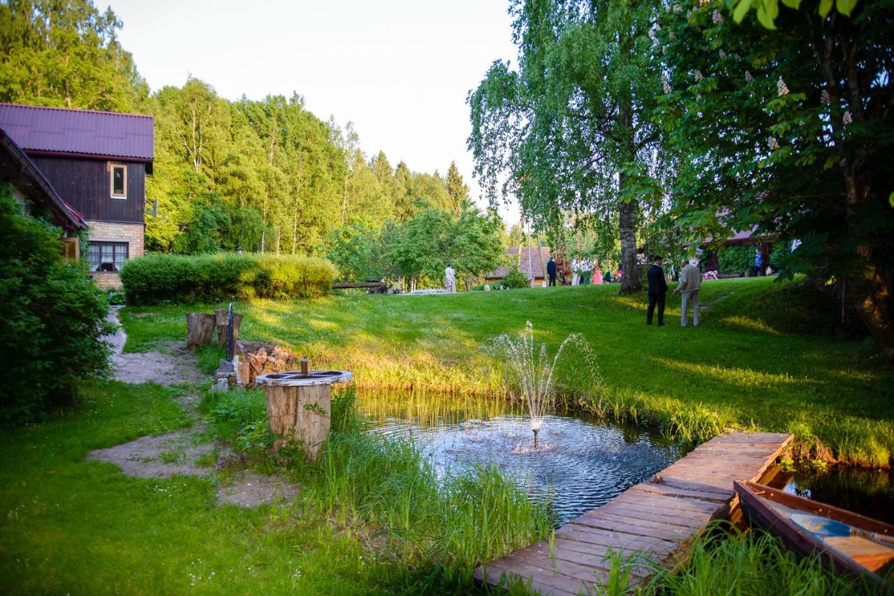 Отель Kucuru Dzirnavas Lautere Экстерьер фото