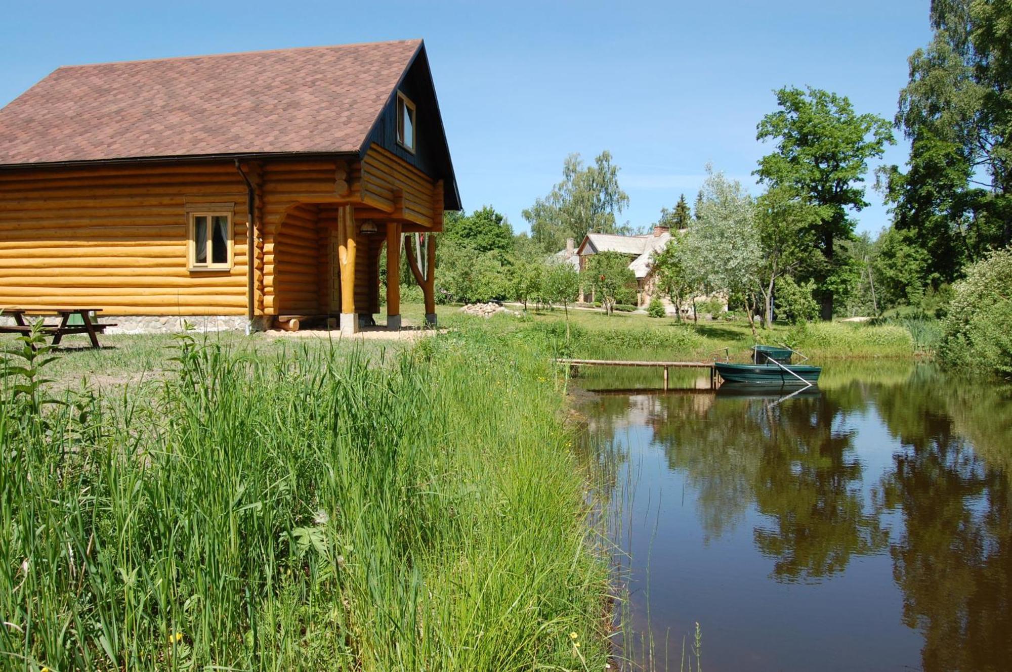 Отель Kucuru Dzirnavas Lautere Экстерьер фото